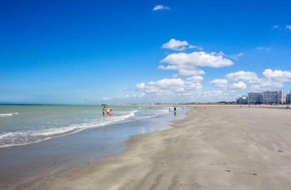 Les Pieds Dans Le Sable Lägenhet Malo-les-Bains Exteriör bild